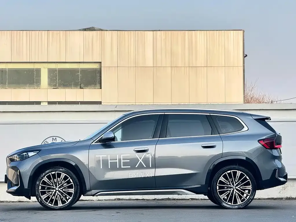 BMW X1 — фото 2