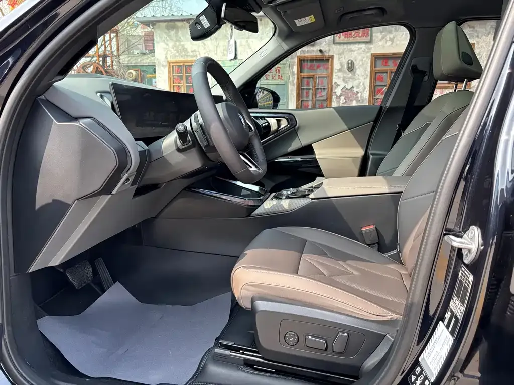 BMW X3 2025 из CN, фото 10