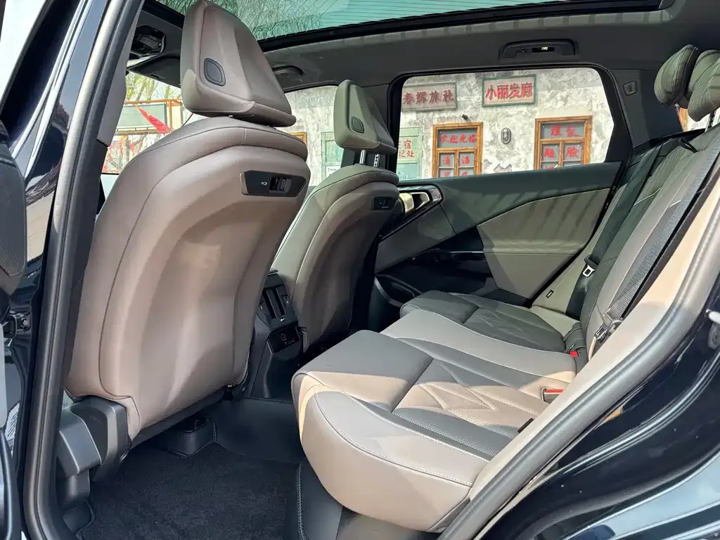 BMW X3 2025 из CN, фото 7