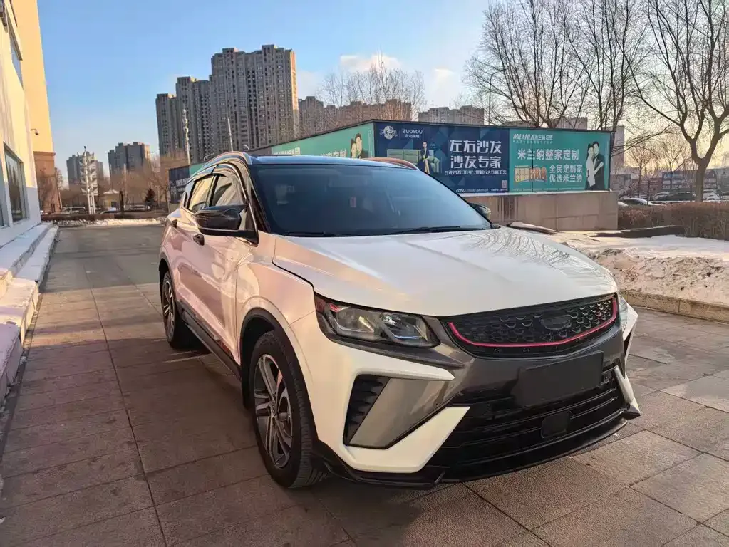 Geely Binyue 2021 из CN, фото 2