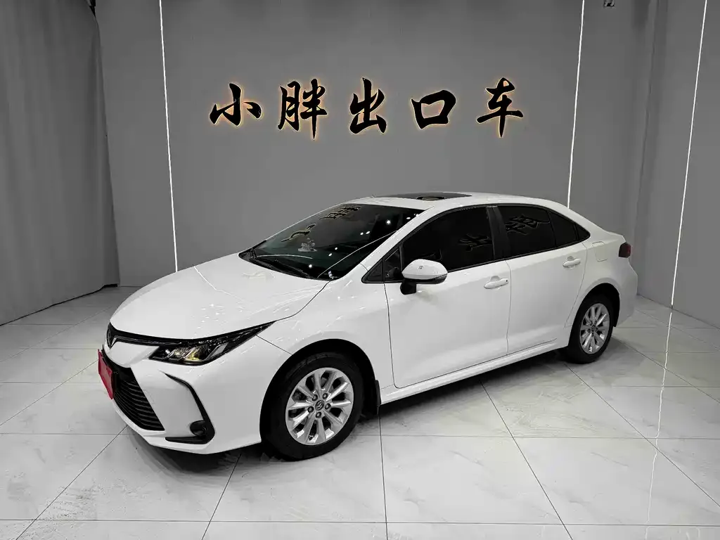 Toyota Corolla 2023 из CN, фото 1