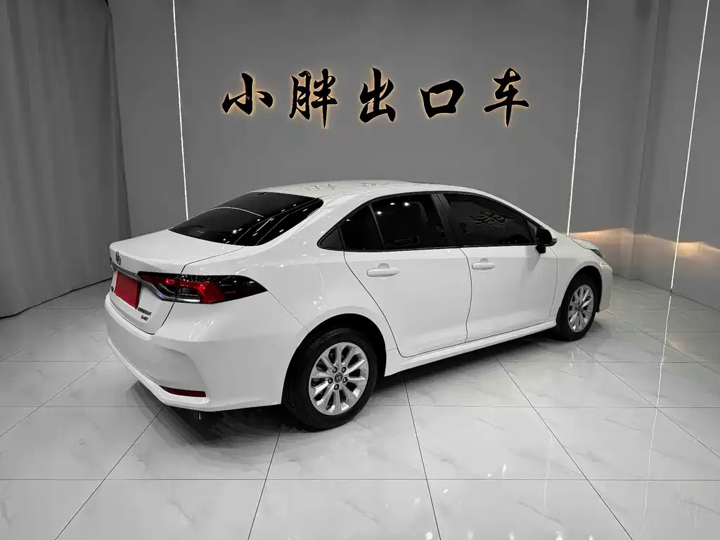 Toyota Corolla 2023 из CN, фото 9