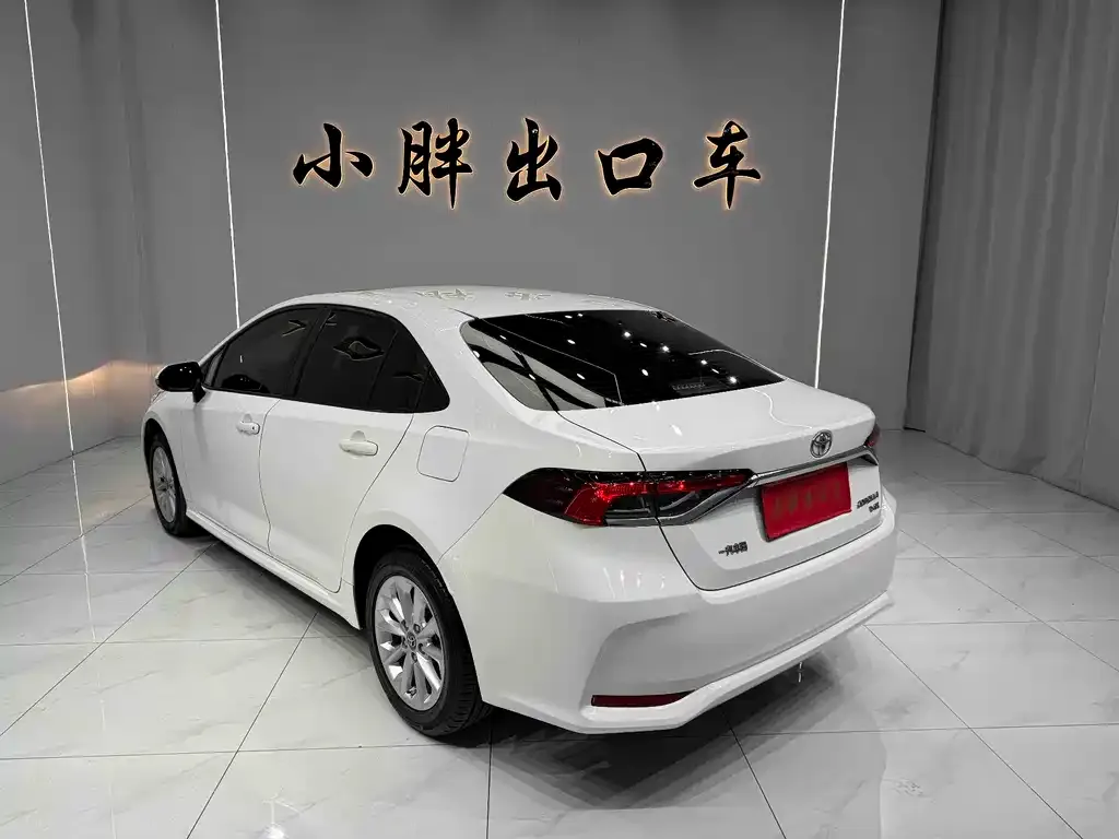 Toyota Corolla 2023 из CN, фото 5