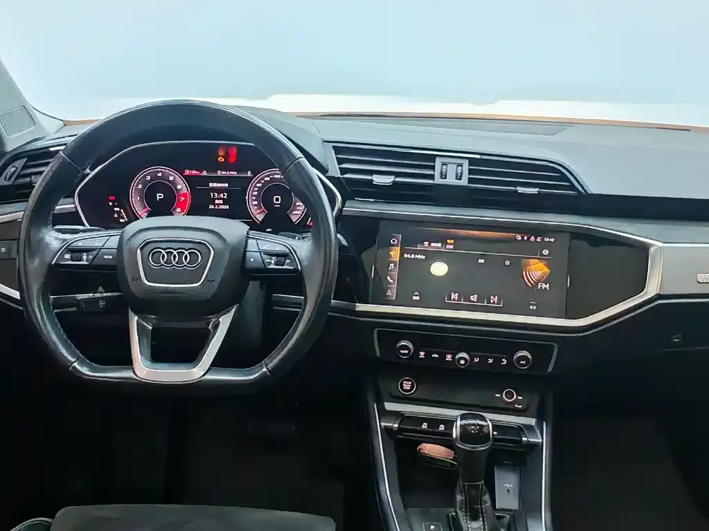 Audi Q3 2022 из CN, фото 9