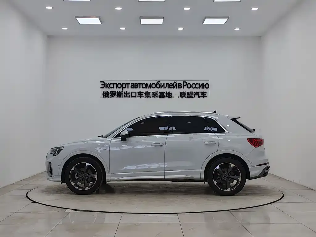 Audi Q3 2022 из CN, фото 5