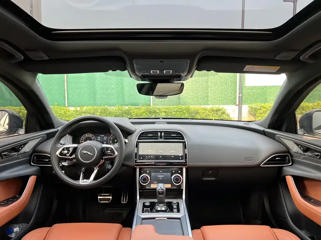 Jaguar XEL 2025 из CN, фото 4