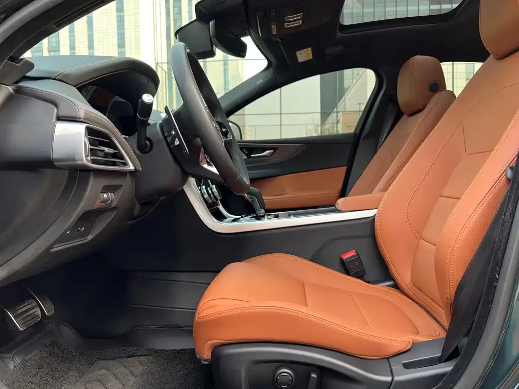 Jaguar XEL 2025 из CN, фото 2