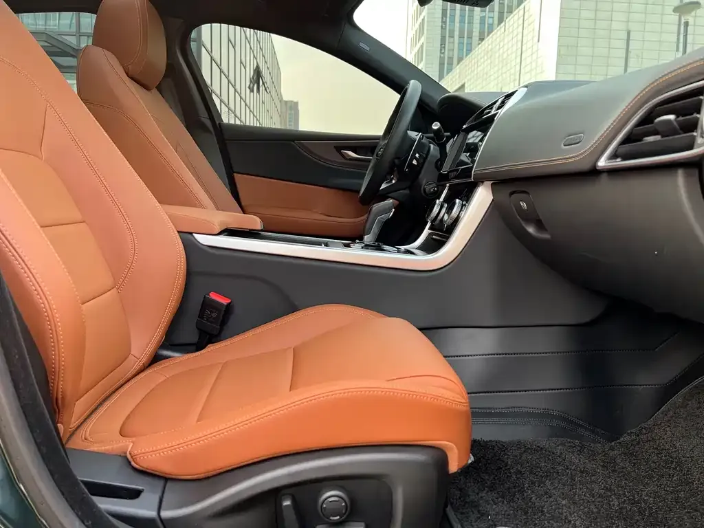 Jaguar XEL 2025 из CN, фото 3