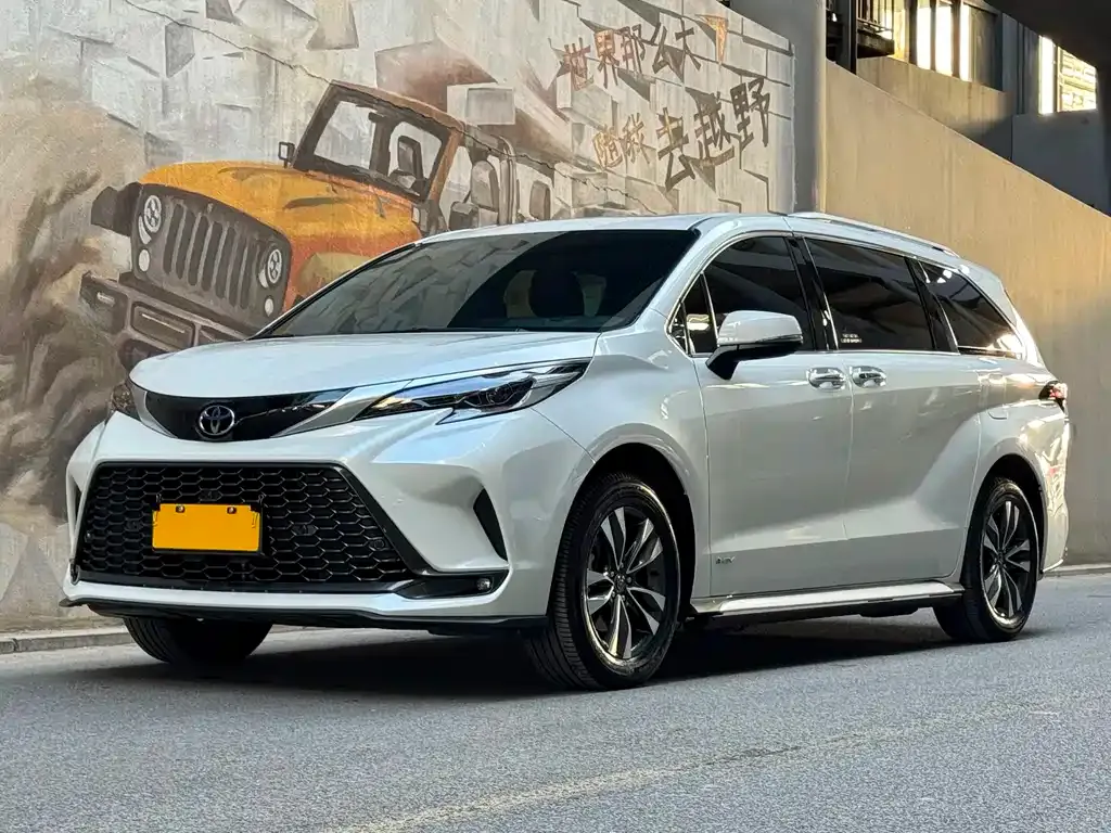 Toyota Granvia 2025 из CN, фото 1