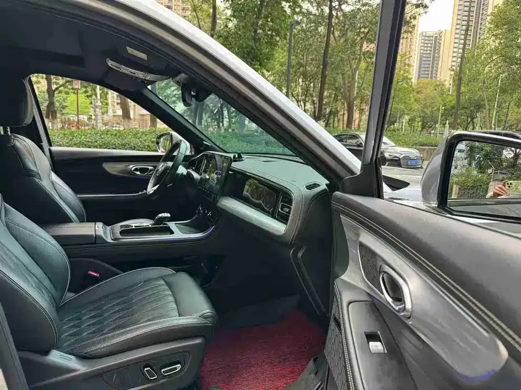 GAC Motor Trumpchi GS8 — фото 8