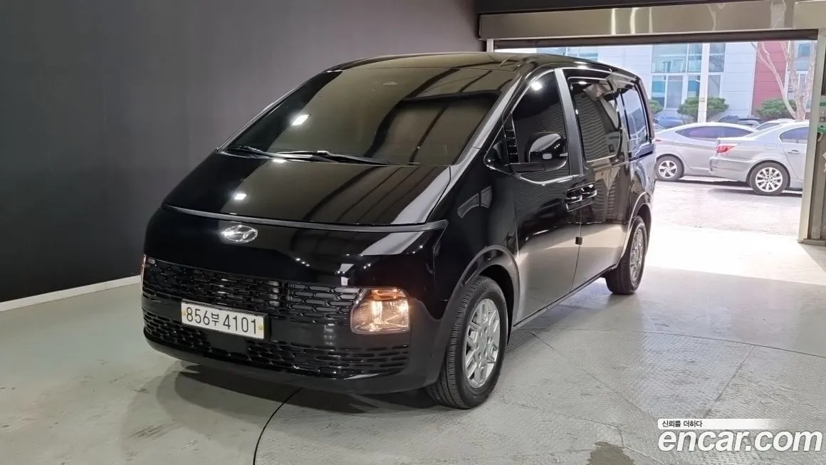 Hyundai Staria — фото 3