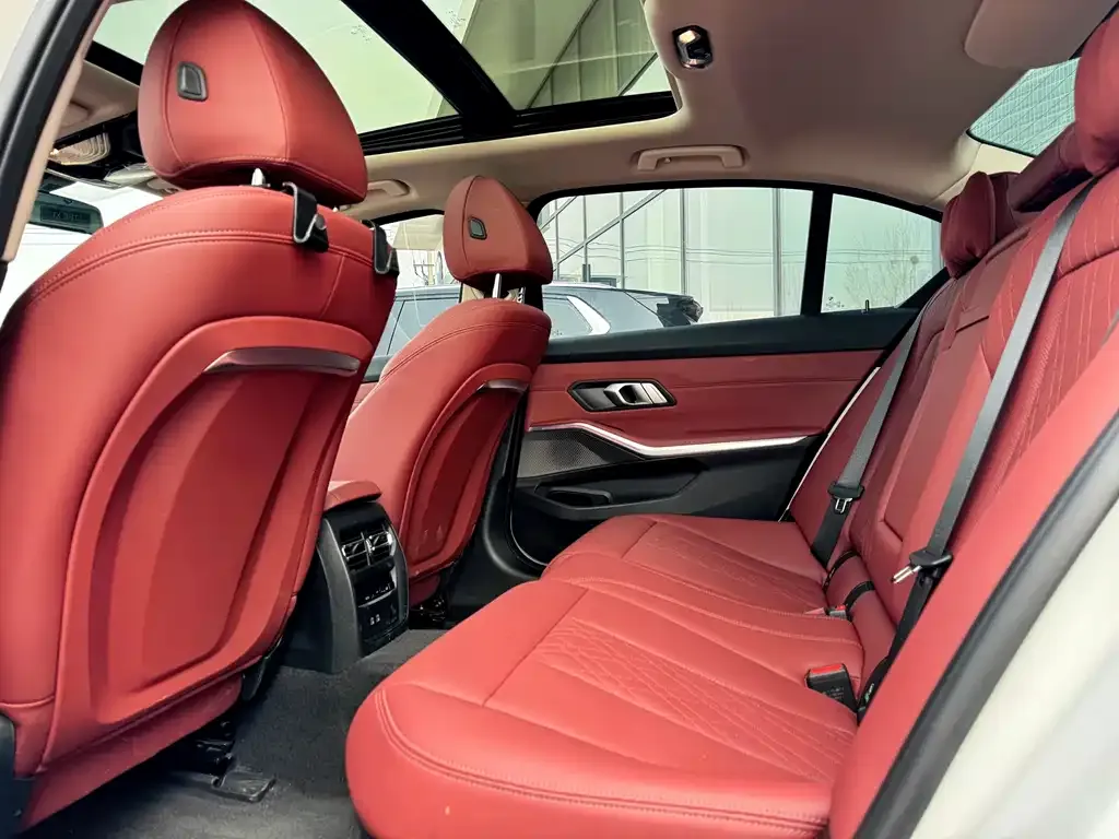BMW i3 2025 из CN, фото 3