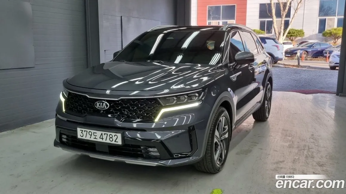 Kia Sorento — фото 1