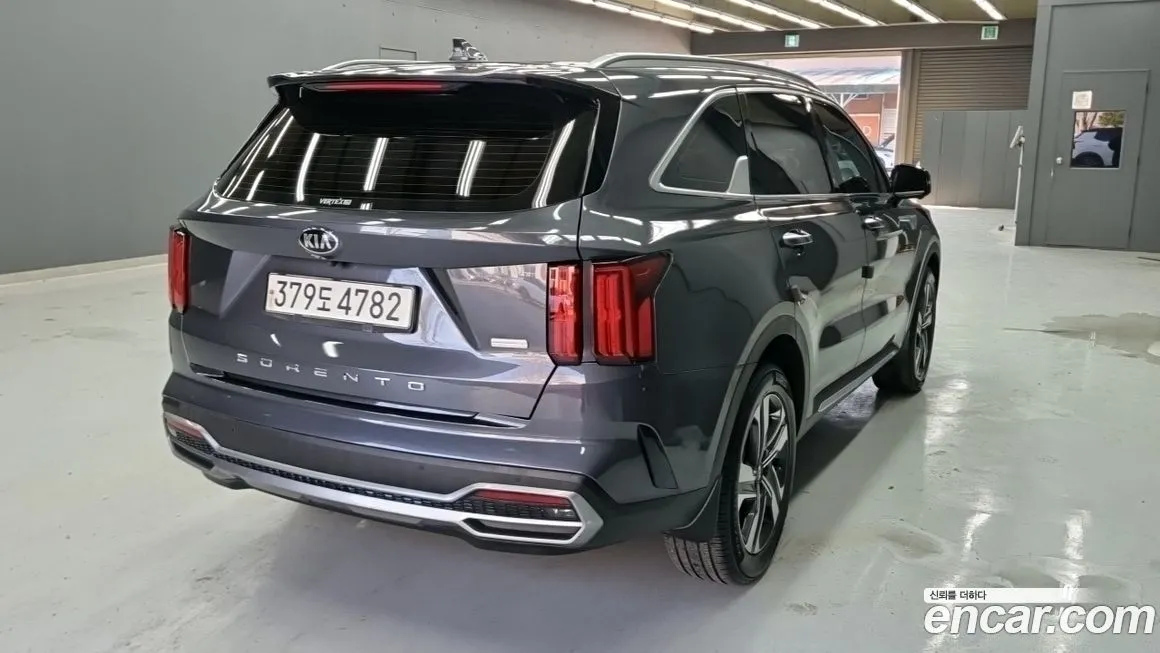 Kia Sorento — фото 4