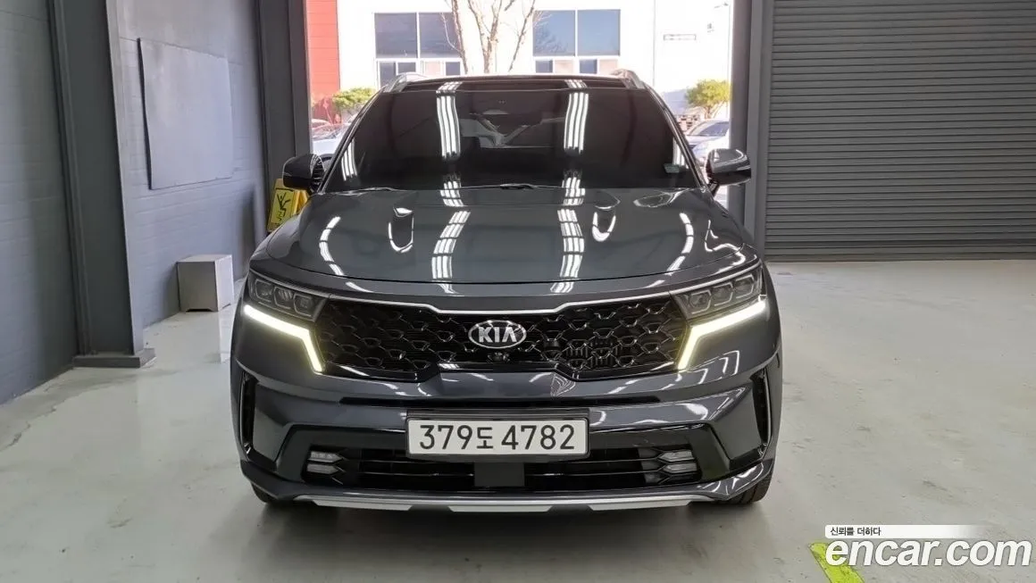 Kia Sorento — фото 5