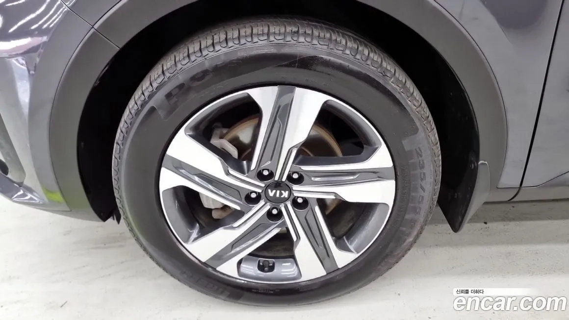 Kia Sorento — фото 6