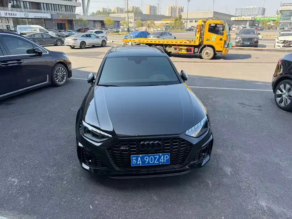 Audi RS 4 2023 из CN, фото 2