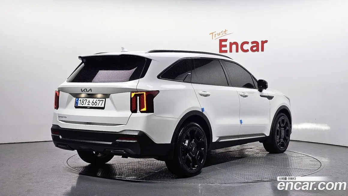 Kia Sorento — фото 3