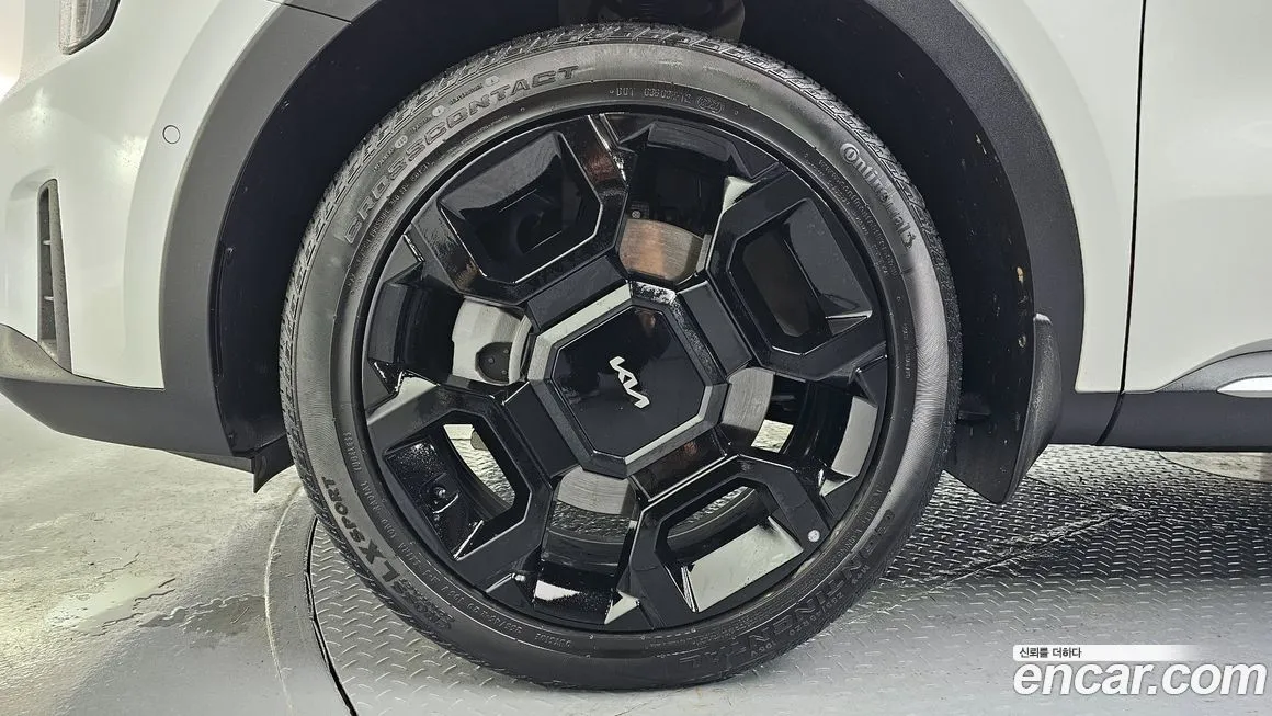 Kia Sorento — фото 7