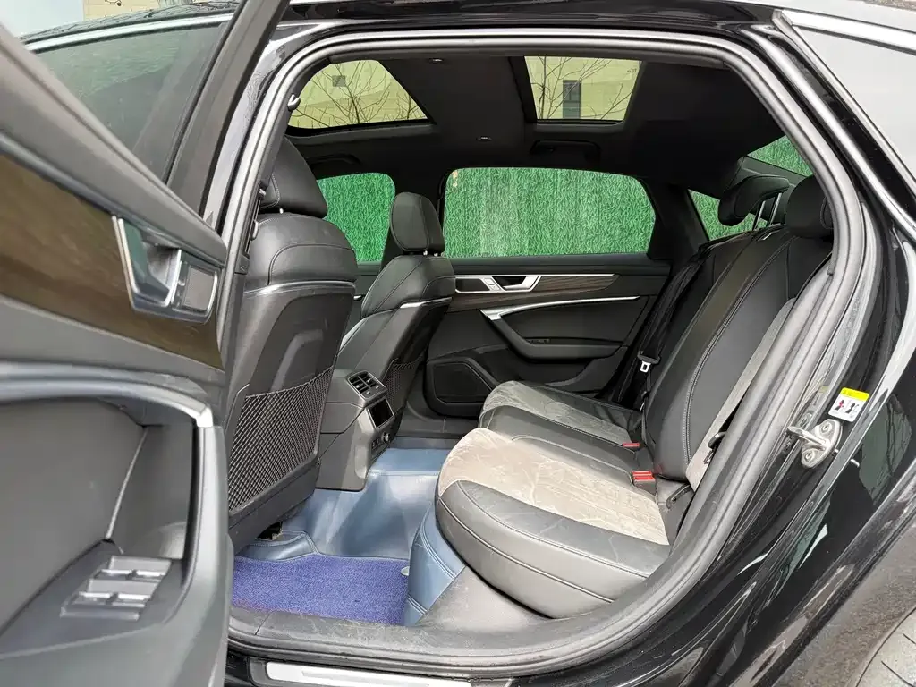 Audi A6L 2026 из CN, фото 7