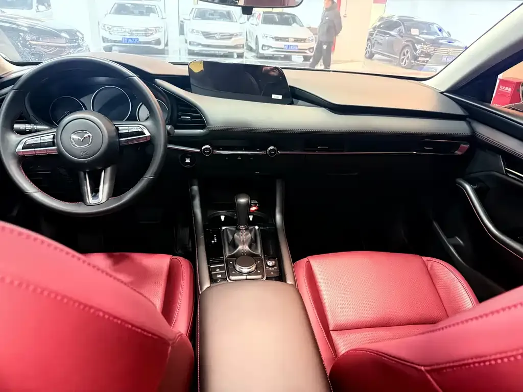 Mazda 3 Axela 2025 из CN, фото 7