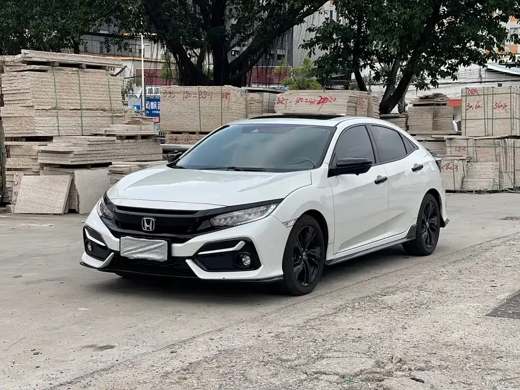 Honda Civic — фото 1