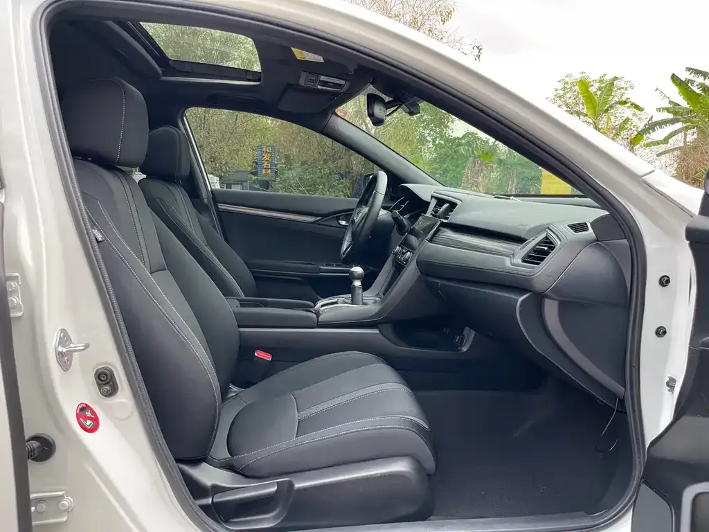 Honda Civic — фото 5