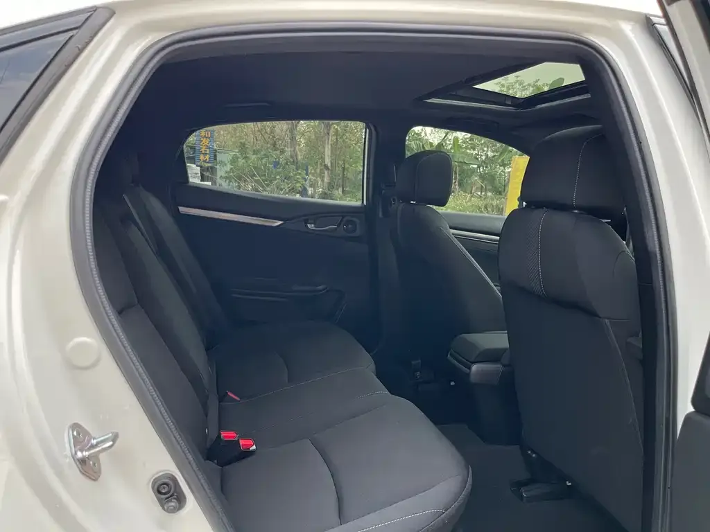 Honda Civic — фото 3