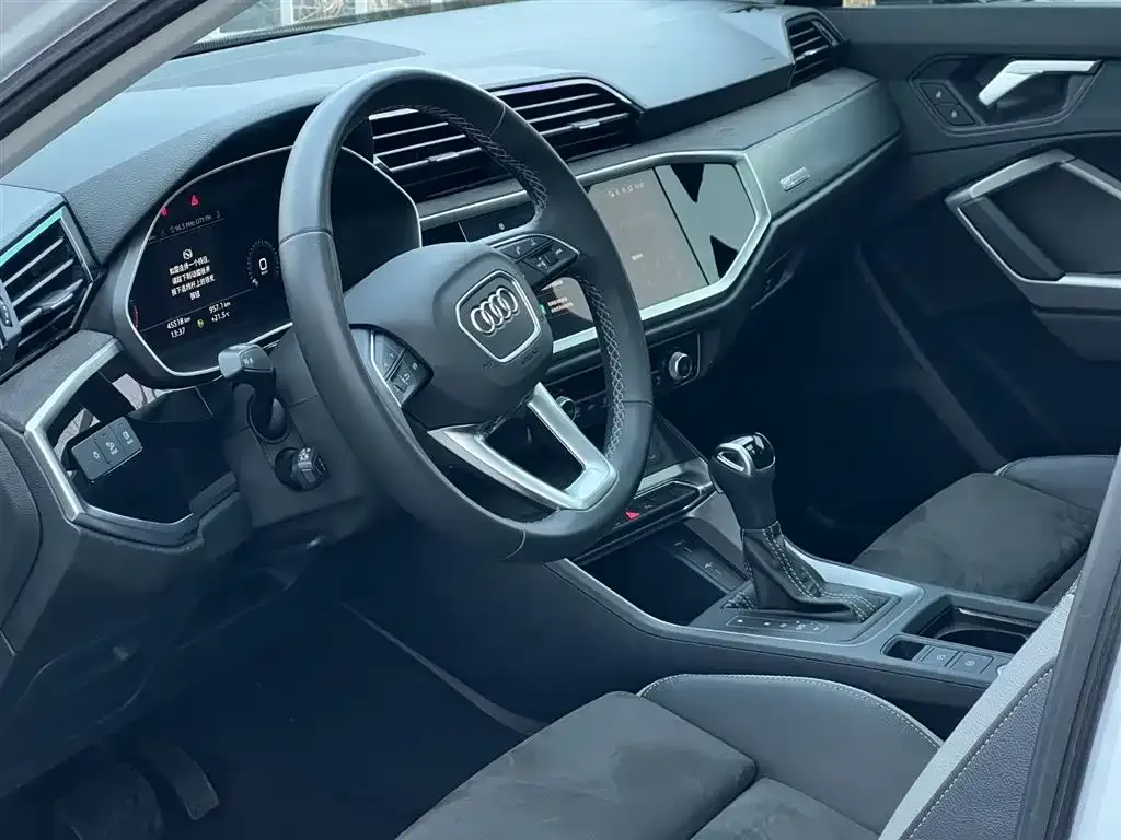 Audi Q3 2023 из CN, фото 5