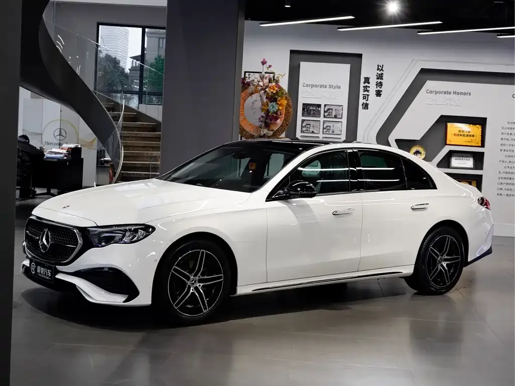 Mercedes-Benz E-Class (Import) — фото 1