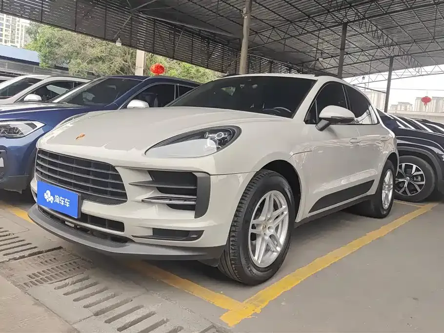 Porsche Macan — фото 1