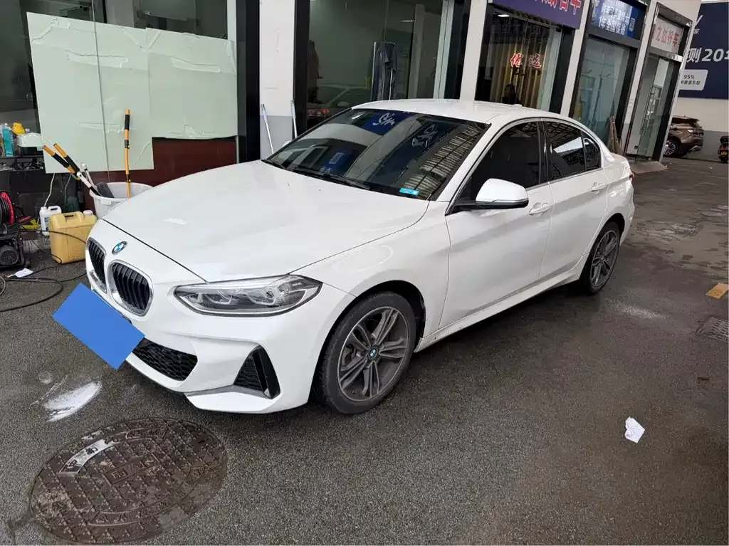 BMW 1 Series — фото 1