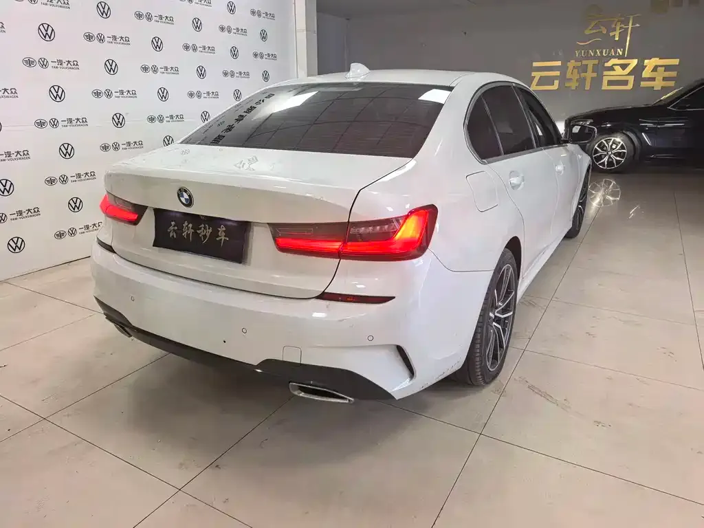 BMW 3 Series 2021 из CN, фото 8