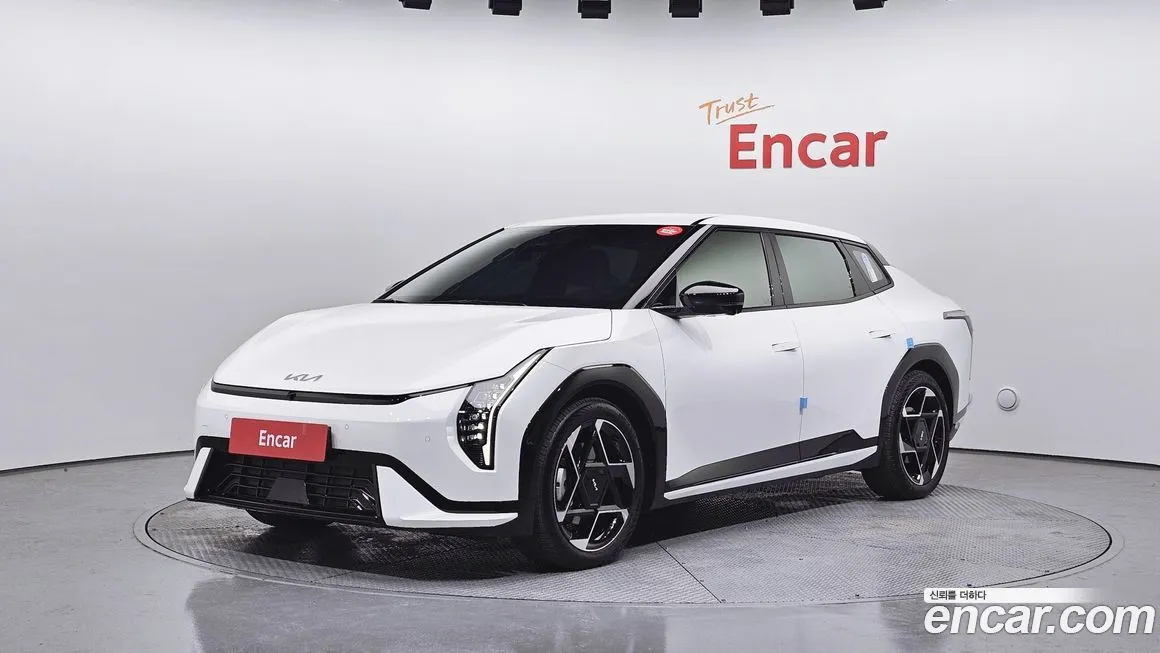 Kia EV4