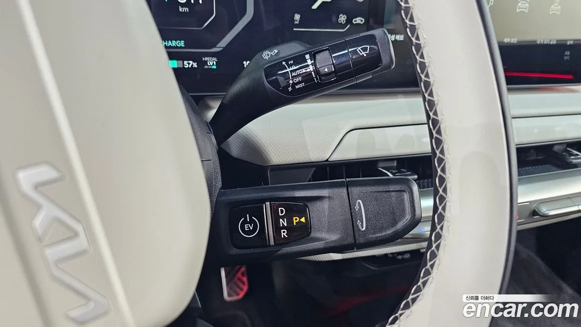 Kia EV4 — фото 9