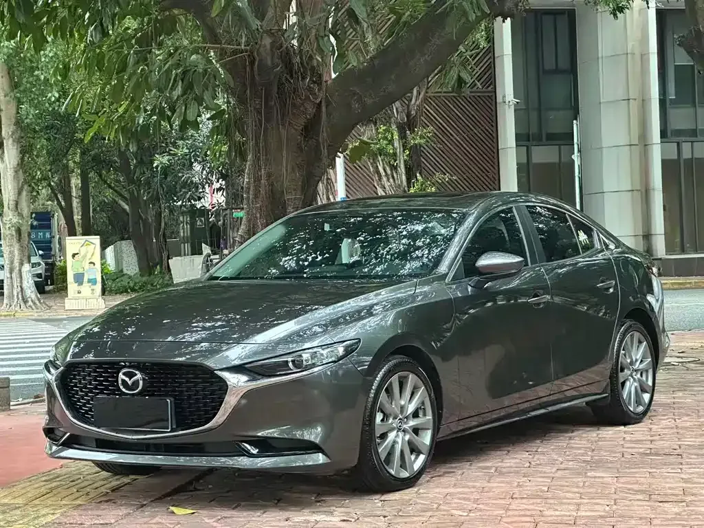 Mazda 3 Axela 2024 из CN, фото 1