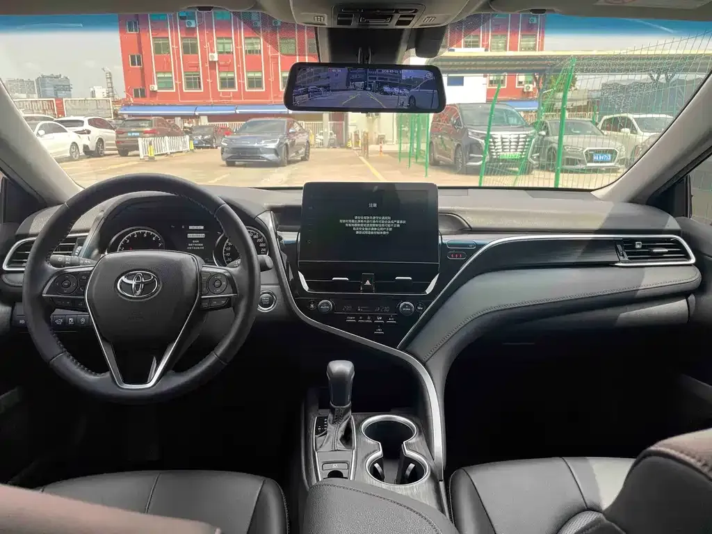 Toyota Camry 2023 из CN, фото 5
