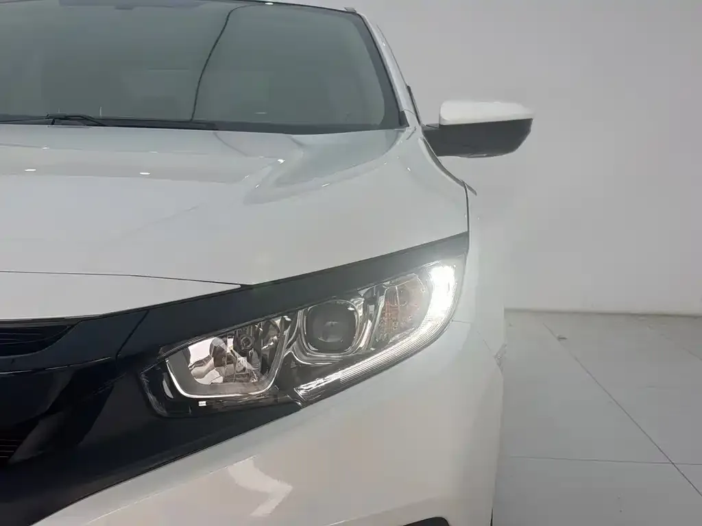 Honda Civic — фото 5