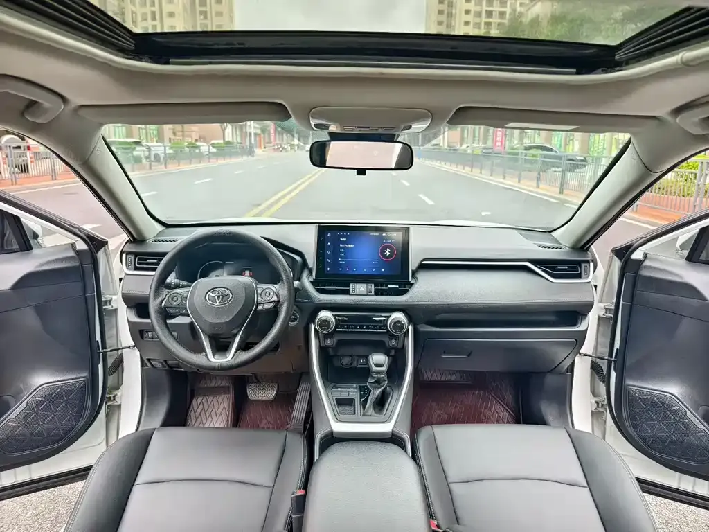 Toyota RAV4 2022 из CN, фото 5