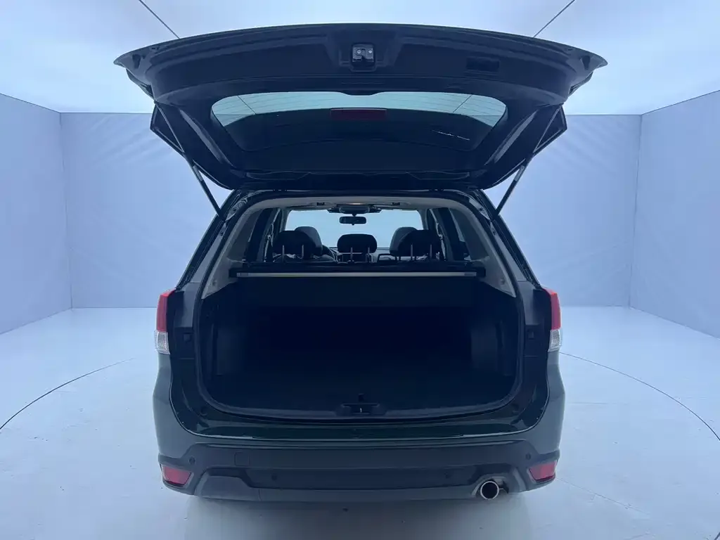 Subaru Forester — фото 3