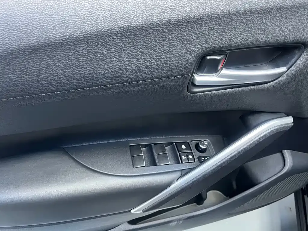 Toyota Frontlander 2022 из CN, фото 10