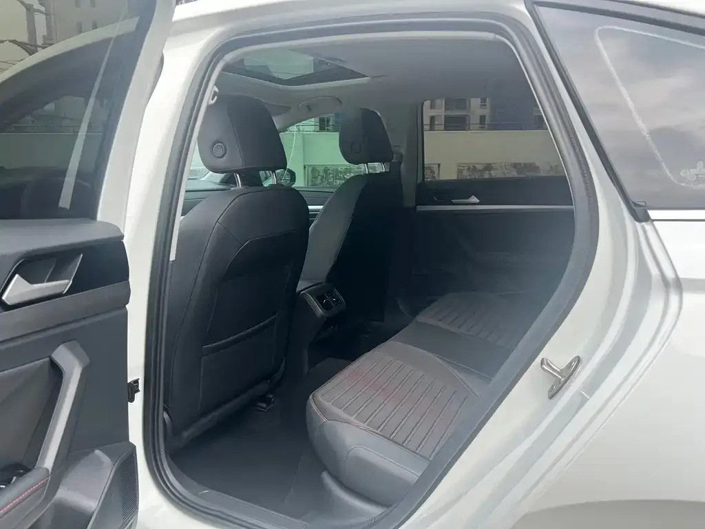 Volkswagen Lavida 2024 из CN, фото 7