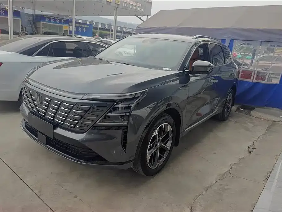 Changan CS75PLUS — фото 1