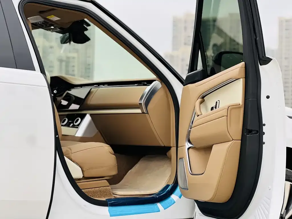Land Rover Range Rover 2025 из CN, фото 2