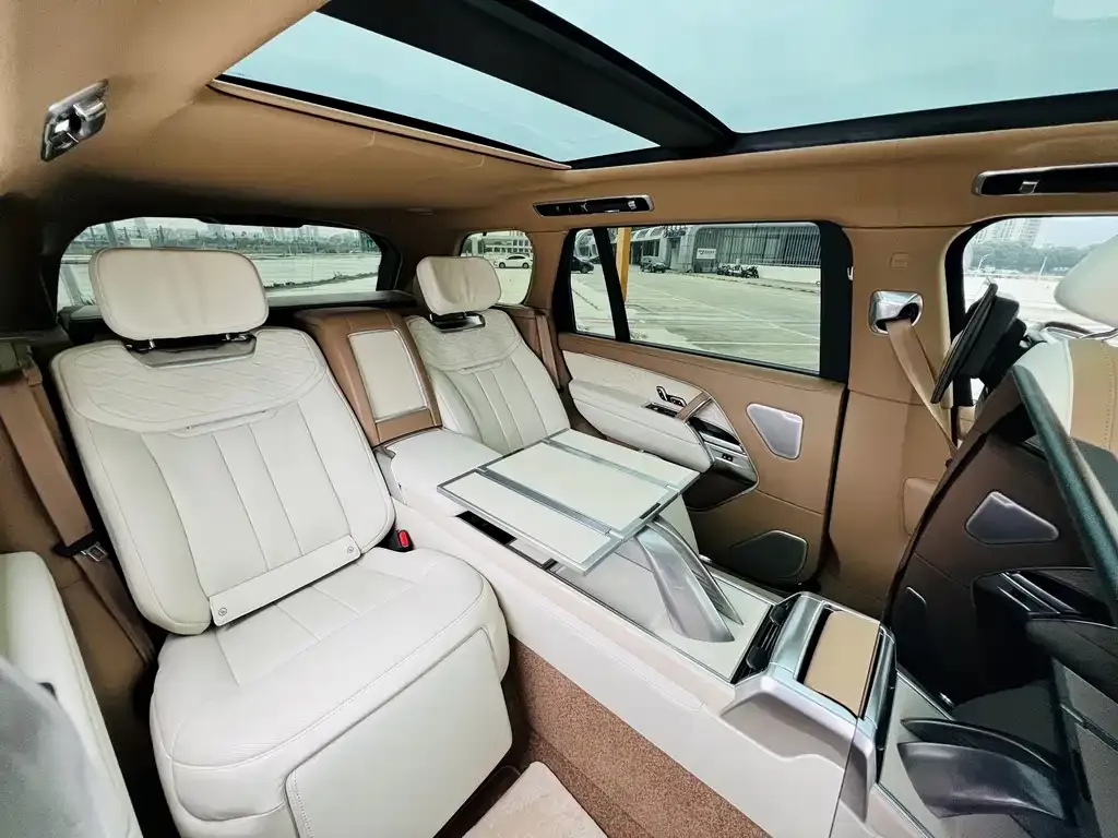 Land Rover Range Rover 2025 из CN, фото 8