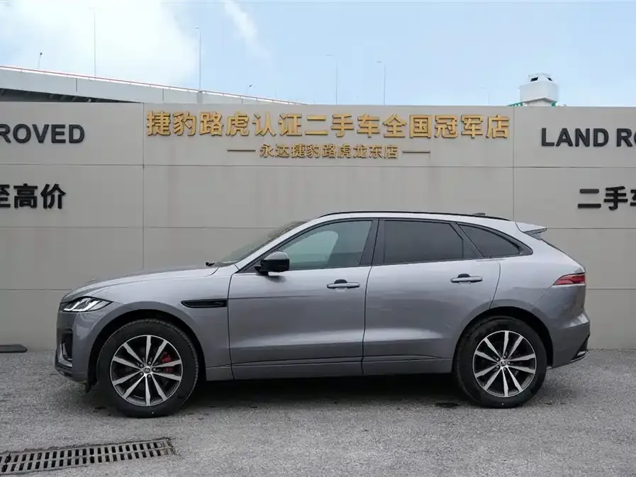 Jaguar F-PACE — фото 2
