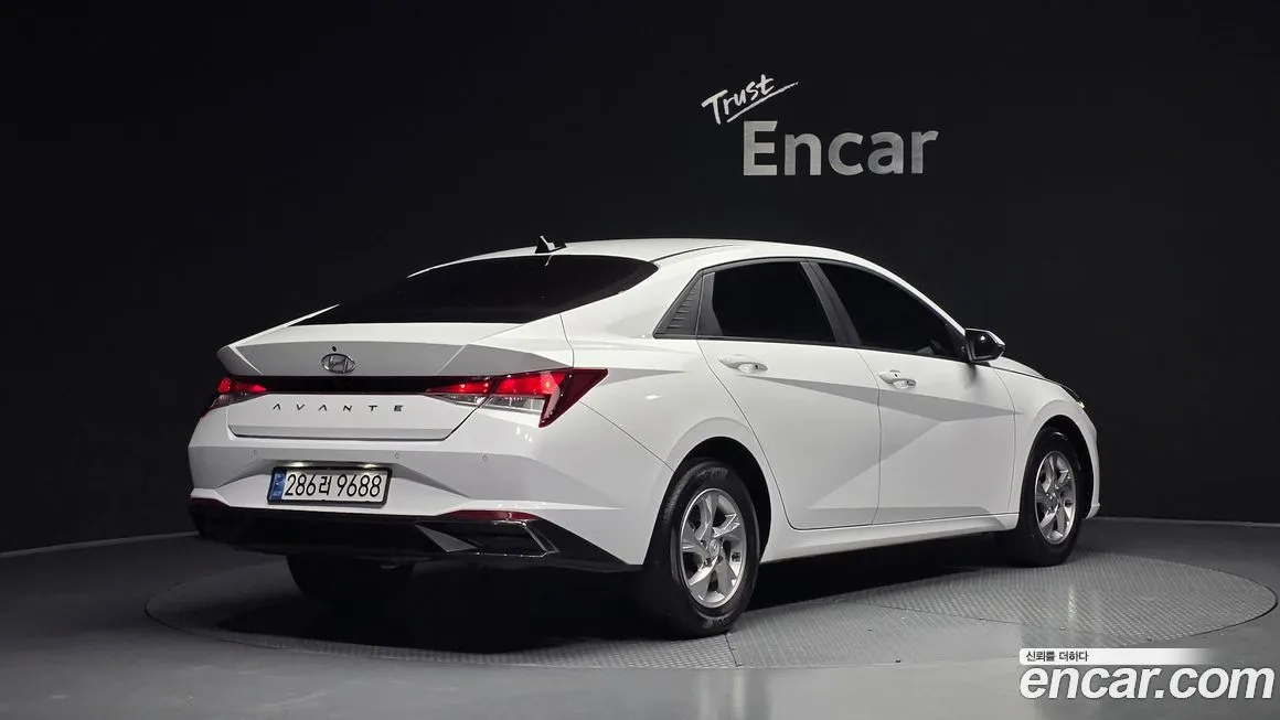 Hyundai AVANTE — фото 7