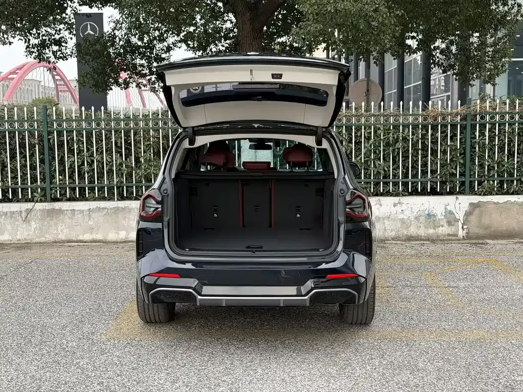 BMW iX3 2023 из CN, фото 7