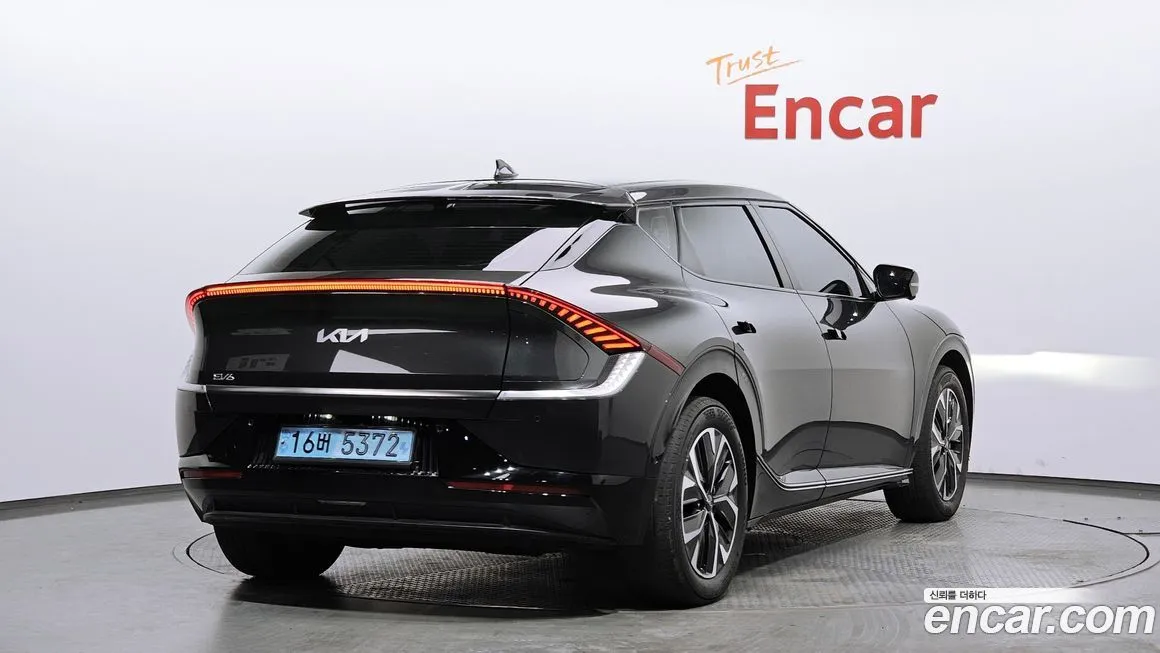 Kia EV6 — фото 2