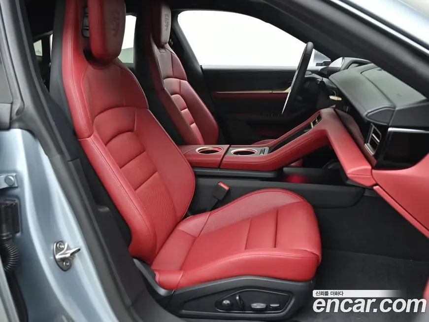 Porsche Taycan 2023 из KR, фото 8
